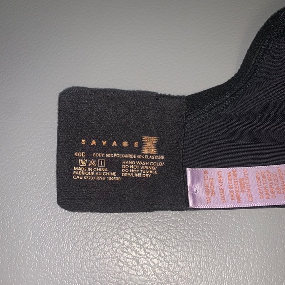SAVAGE X FENTY T-SHIRT BRA 🖤 - Picture 6 of 8